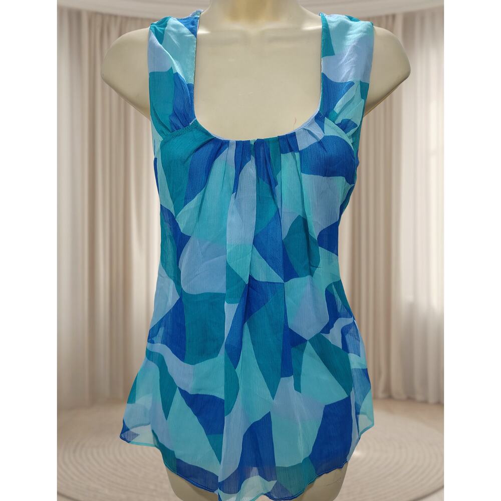 New York & Company Women's Blue blouse Sz L / Large - pleated collar
